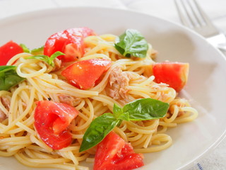 トマトとツナの冷製パスタ