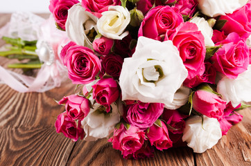 Wedding bouquet on the boards