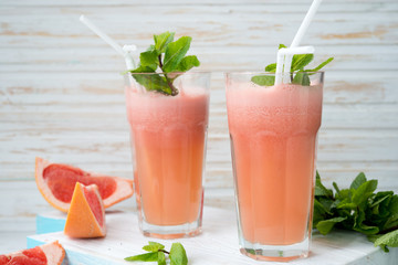 Freshly squeezed grapefruit juice
