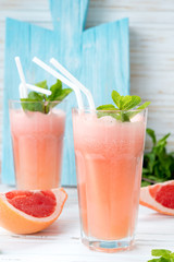 Freshly squeezed grapefruit juice
