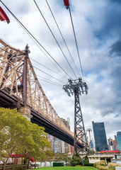 Obraz premium Bridge of Roosevelt Island, New York City