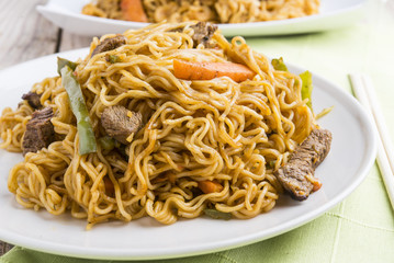 Noodles and vegetables
