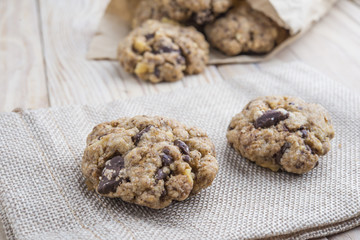 Oat and peanut butter cookies with pumpkin seeds and cinnamon