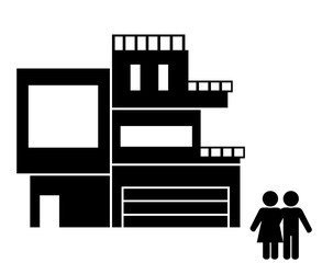 Couple devant une maison moderne