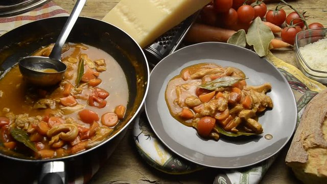 Dr&scaron;ťky Trippe Tripice كرشة Tripa トライプ Kallun Pacal Kutteln Tripas Tripe Trippa سیرابی شیردان Tripes Tr&iacute;opas Callos Babat makanan Tripo Şorbeh&ucirc;r B&uuml;s&egrave;ca Žarnokai B&uuml;z&egrave;ca Триппа Calooleey Goto Тріпа 牛肚