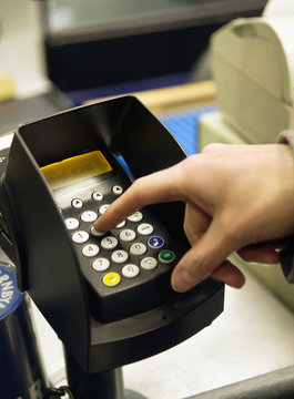 Entering credit card code