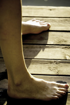 Feets on jetty