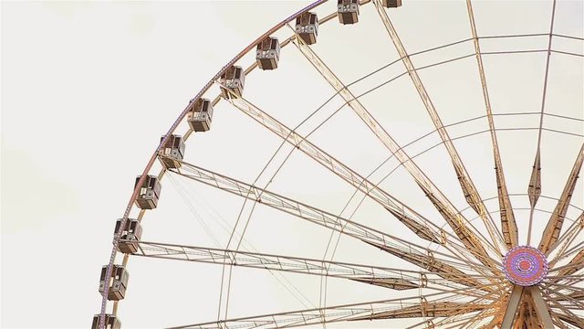 Macro shooting of roue de Paris at day time