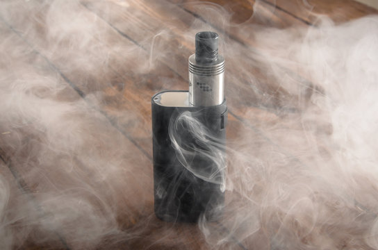 Adjustable electronic cigarette, Non carcinogenic alternative for smoking