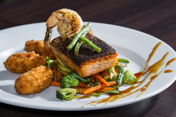 Grilled Salmon and vegetables