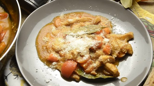 Dr&scaron;ťky Trippe Tripice كرشة Tripa トライプ Kallun Pacal Kutteln Tripas Tripe Trippa سیرابی شیردان Tripes Tr&iacute;opas Callos Babat makanan Tripo Şorbeh&ucirc;r B&uuml;s&egrave;ca Žarnokai B&uuml;z&egrave;ca Триппа Calooleey Lampredotto 牛肚