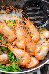 Shrimp baked with vermicelli