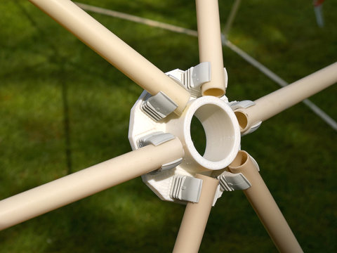 Details of geodesic dome roof structure