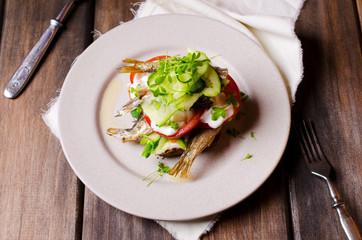 Open sandwich with fish
