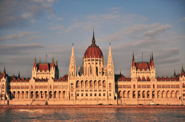 Fototapeta premium Parliament of Budapest