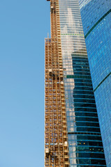 Obraz premium Fragment of building high-rise business center
