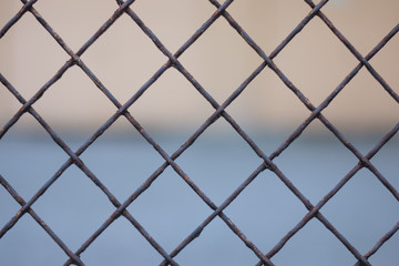 Fototapeta premium Rostiger Maschendrahtzaun