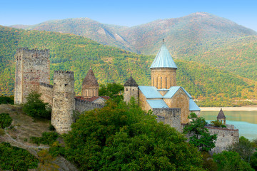 Fototapeta na wymiar Ananuri castle complex on the Aragvi River in Georgia