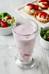 Strawberry smoothie dessert
