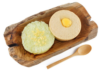 Thai Custard with Sticky Rice on Wooden Plate Isolate, White Background