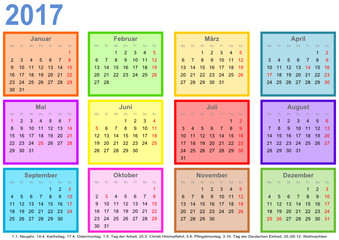 Kalender 2017, jeder Monat in einem andersfarbigen Quadrat und mit Feiertagen für Deutschland