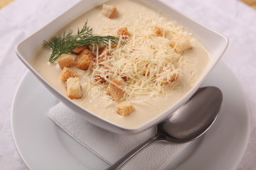Cheese soup with croutons