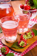 hot strawberrys drink