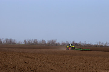 Spring tillage of arable land