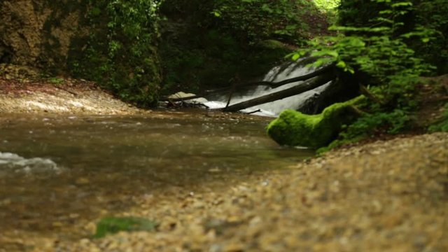 RAW-Video - Scheidegger Wasserfall im Allg&auml;u in S&uuml;ddeutschland 