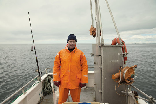 Fisherman Bilder – Durchsuchen 3,938,940 Archivfotos, Vektorgrafiken ...