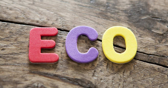mot &eacute;co en lettres de couleurs