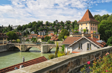 Fototapeta na wymiar Picturesque view of Bern old city and Aare river