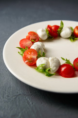Cropped photo of caprese salad 