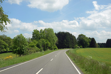 Fototapeta premium Straße im Westerwald