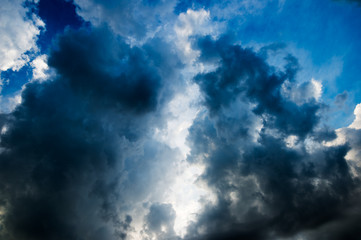 Obraz premium Rain clouds are moving. 