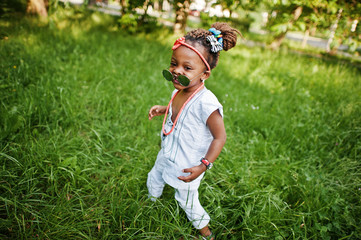 Amazing beautiful african american baby girl with sunglasses hav