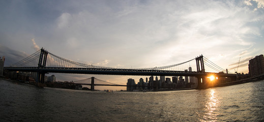 Fototapeta na wymiar Brooklyn Bridge New York City Sunset