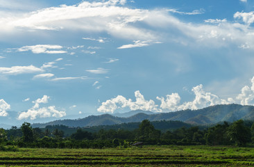 Fototapeta premium landscape of nature mountains with blue sky in the outdoor