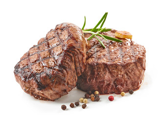 steaks de boeuf grillés