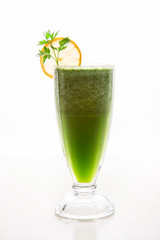 broccoli cocktail with pulp, ice and parsley