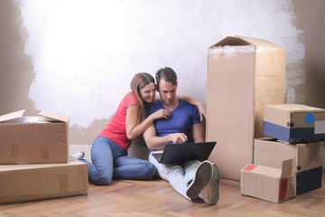 Couple of young people in their new house © olly