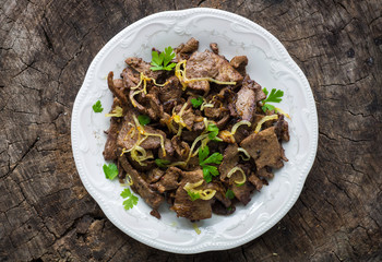 Grilled Liver with Onions