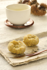 秋の和菓子　手作りの栗きんとん

