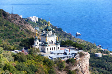 Fototapeta premium Church of Christ's Resurrection over the settlement of Foros, Crimea