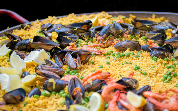 Seafood Paella. Mussles and prawns