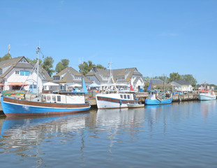 Fototapeta na wymiar Hafen im Urlaubsort Vitte auf der Insel Hiddensee,Ostsee,Mecklenburg-Vorpommern,Deutschland