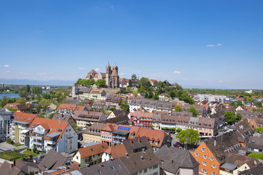 Germany, Baden-Wuerttemberg, Breisach, Old town, View to Breisach Minster