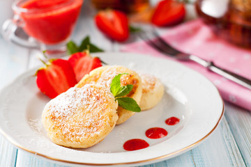 Syrniki, cottage cheese pancakes