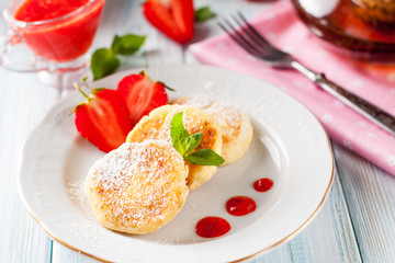Syrniki, cottage cheese pancakes