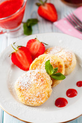 Syrniki, cottage cheese pancakes